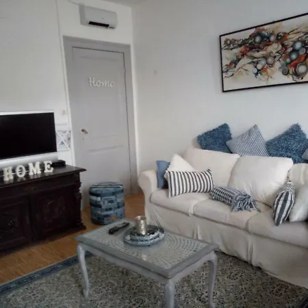 Apartament Avenue 4 *